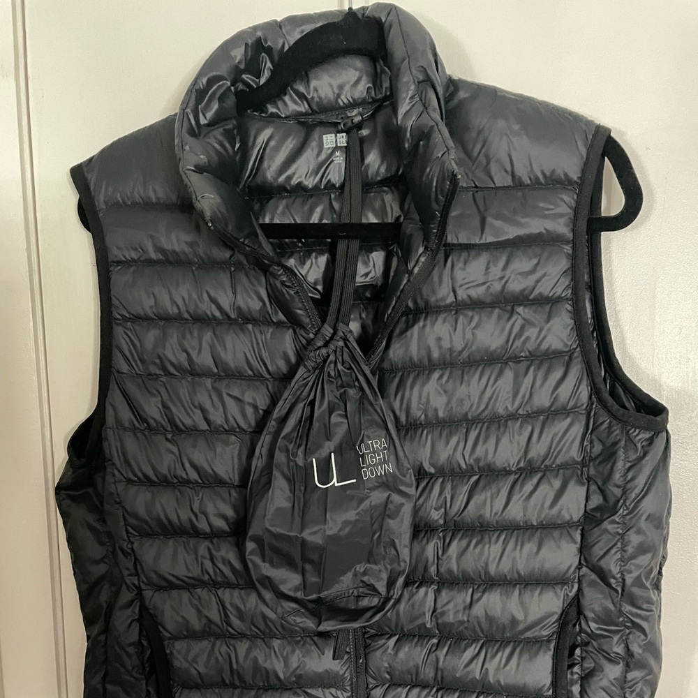 Uniqlo Black Ultra Light Down Quilted Vest with Pack Pouch
